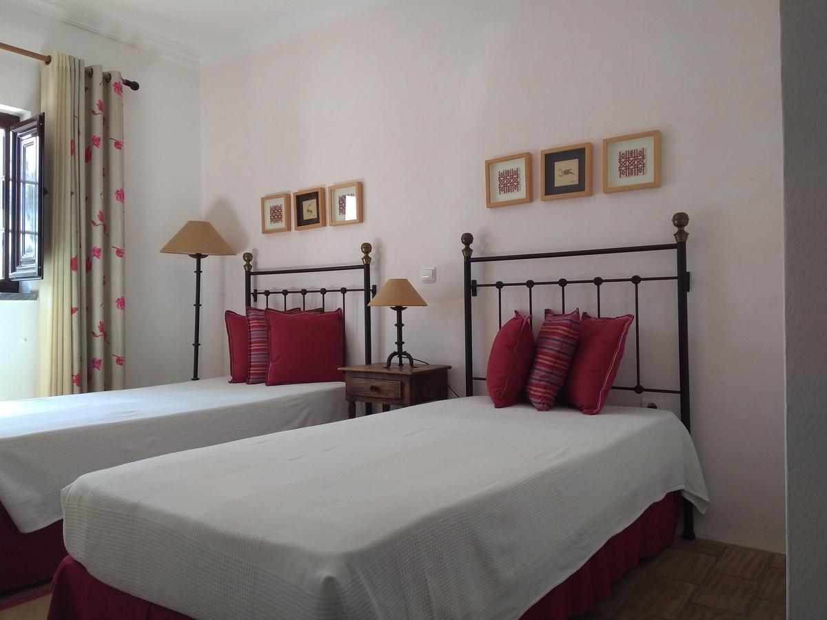 Гостевой дом Casa Fatana Sao Joao dos Caldeireiros Экстерьер фото