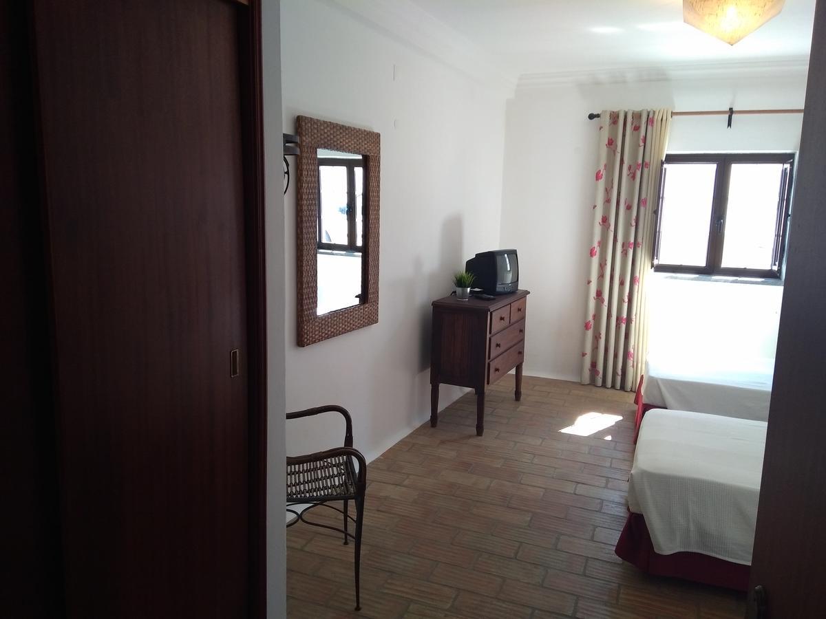 Гостевой дом Casa Fatana Sao Joao dos Caldeireiros Экстерьер фото