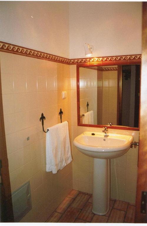 Гостевой дом Casa Fatana Sao Joao dos Caldeireiros Экстерьер фото